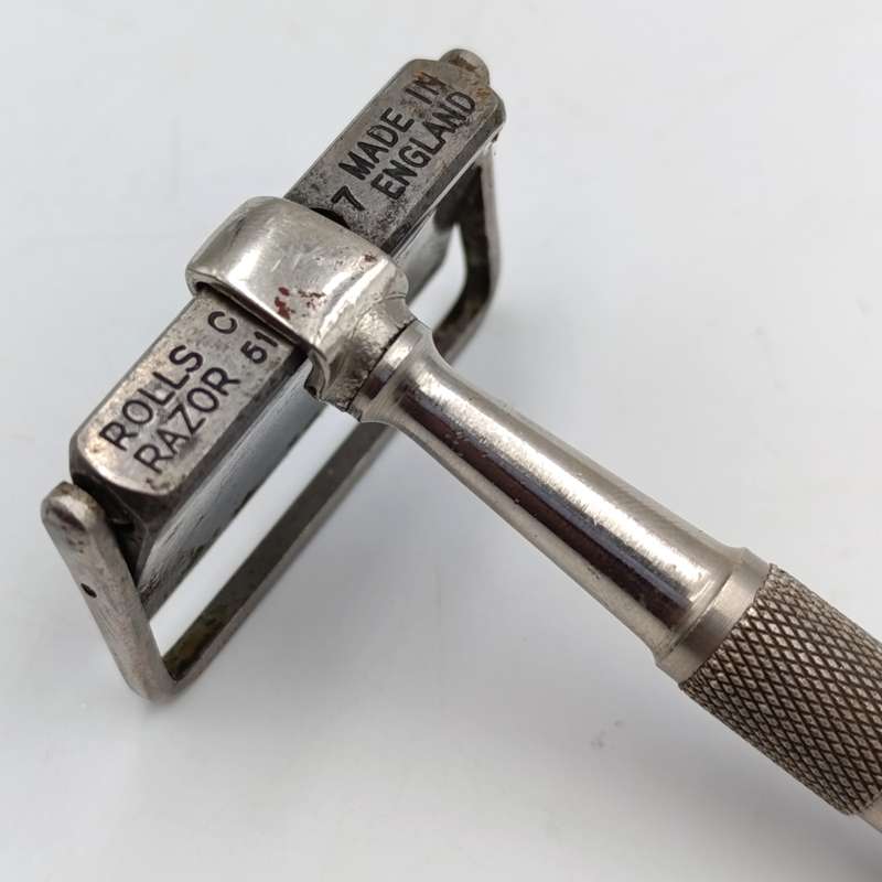 Vintage Rolls-Razor in box with papers - very good condition