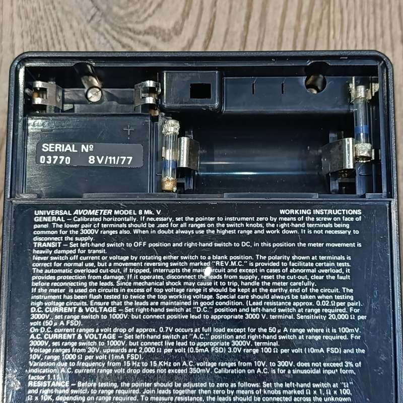 Vintage Universal Avo Meter model 8 in case