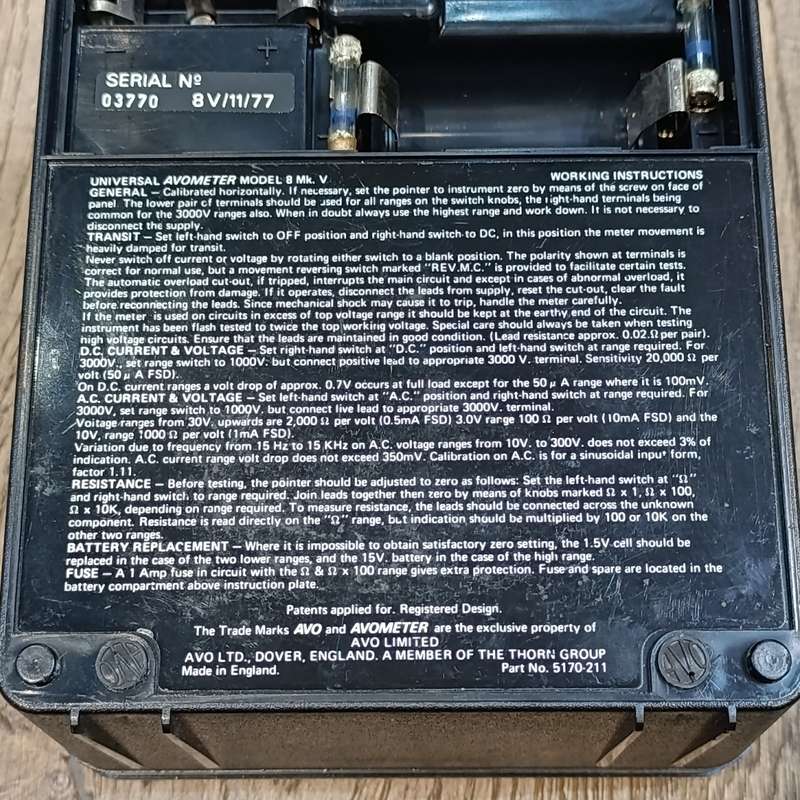 Vintage Universal Avo Meter model 8 in case