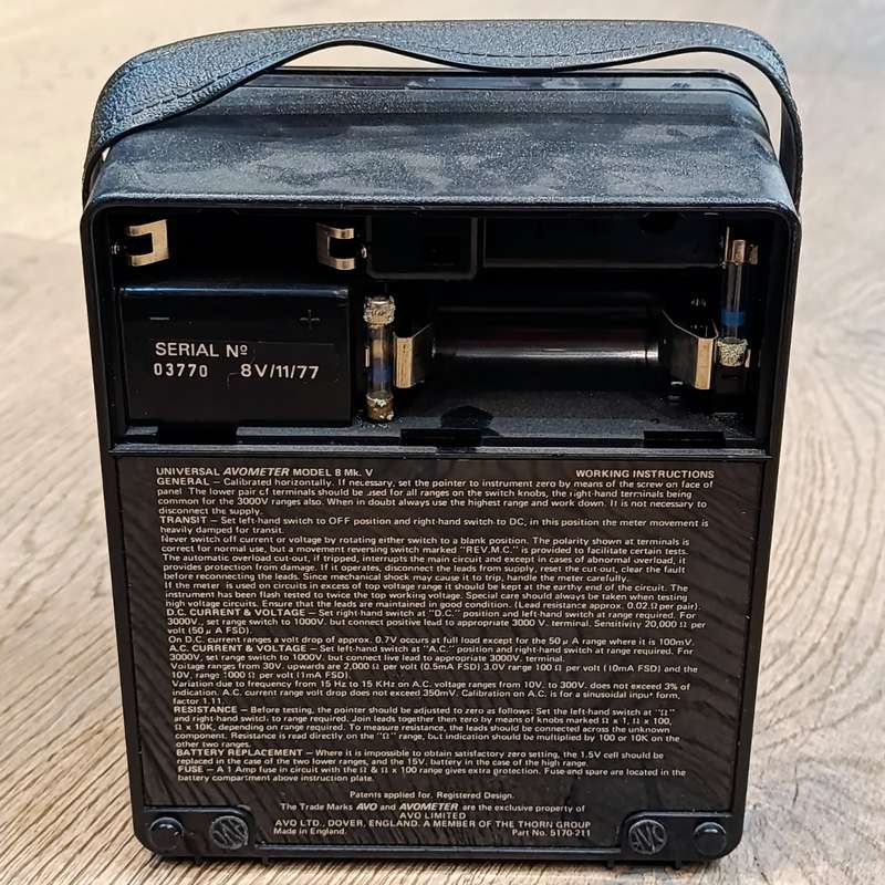 Vintage Universal Avo Meter model 8 in case