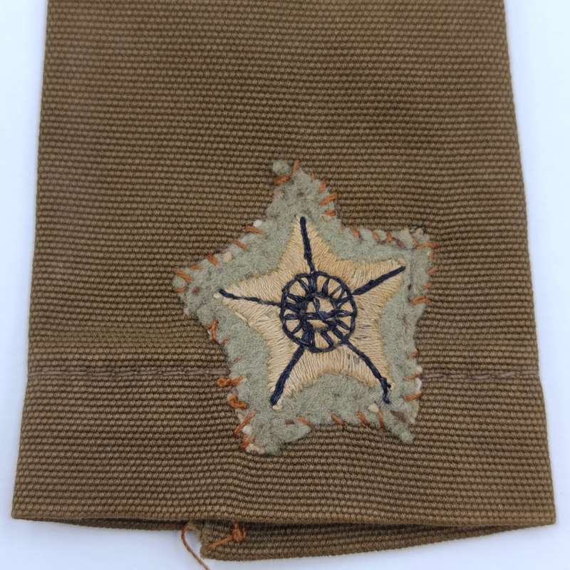 Pair of SADF second Lieutenant rank epaulettes