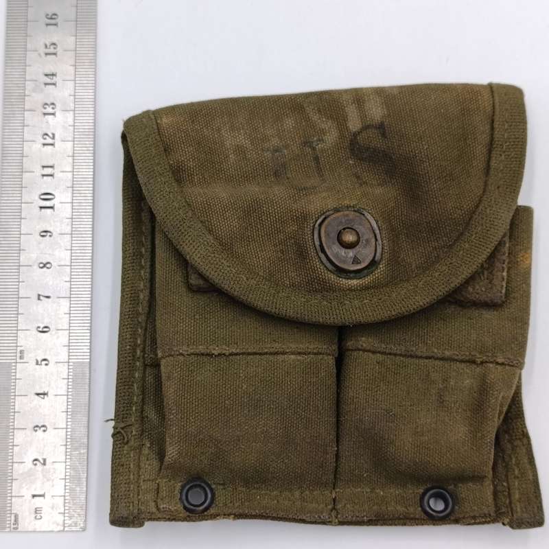 1952 US Army M1 carbine magazine pouch