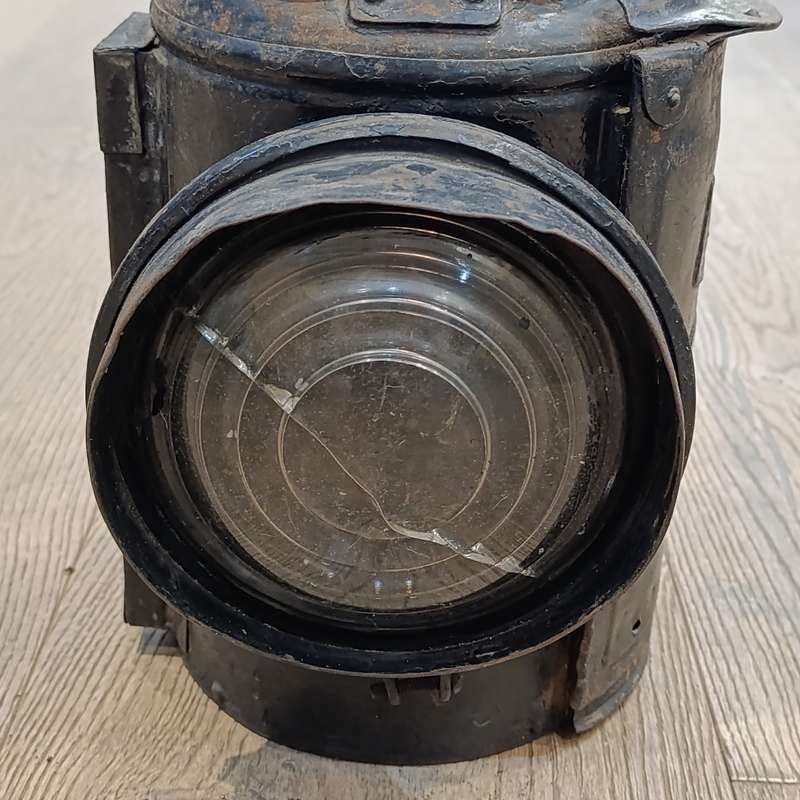 The Adlake non-sweating lantern - London