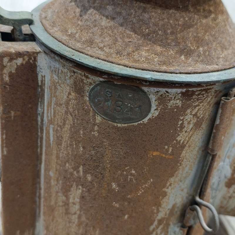 Vintage SA Railways signal oil lantern