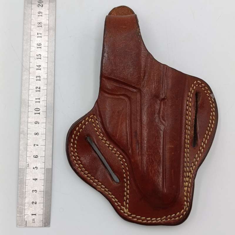 Wl Paso Leather right hand gun holster for 32 Auto