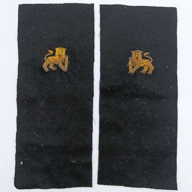 Pair of SA Navy bullion wire cloth badges for epaulettes