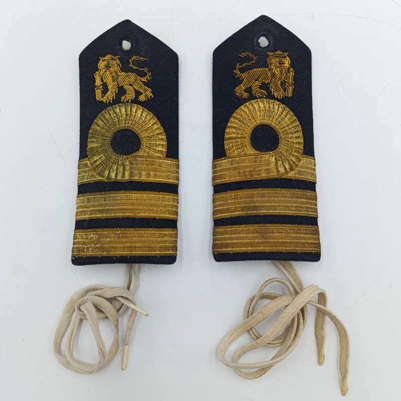 Pair of SA Navy Commander rank epaulettes