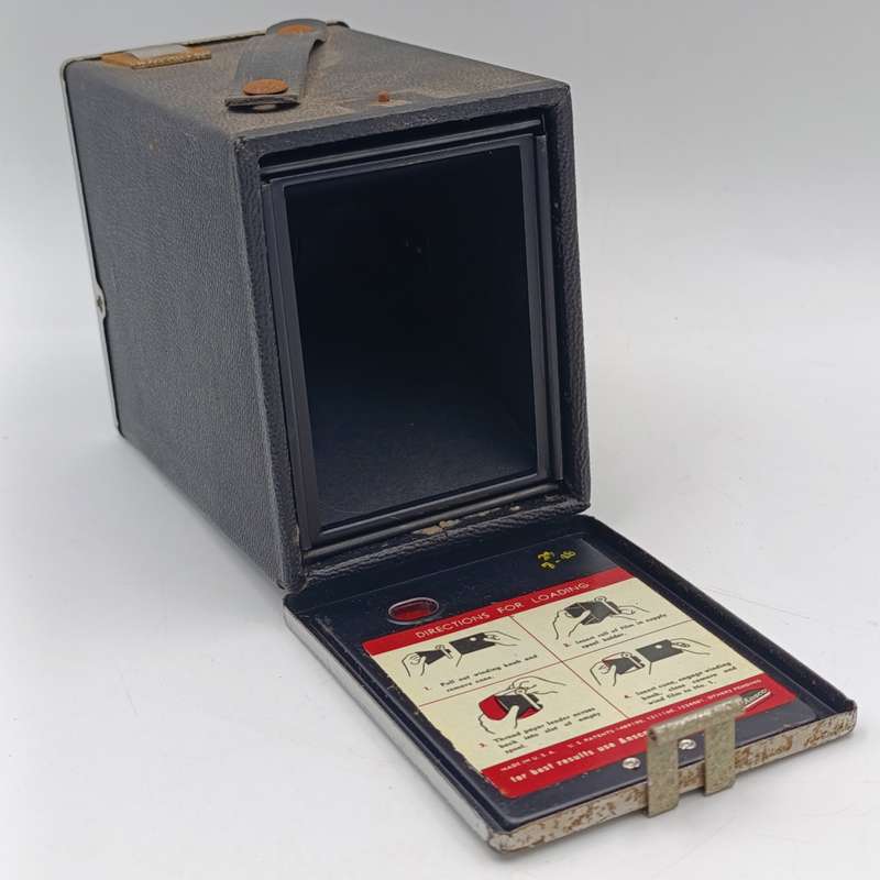ANSCO SHUR SHOT Brownie type camera