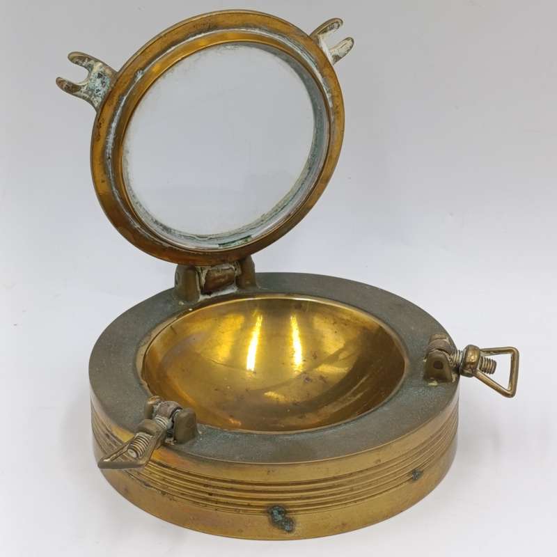 Ships porthole ashtray - solid brass