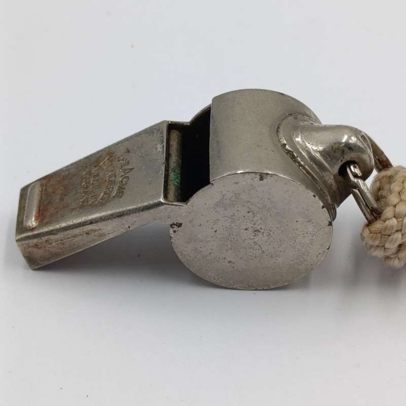 Acme Thunderer 2 different sizes whistles 