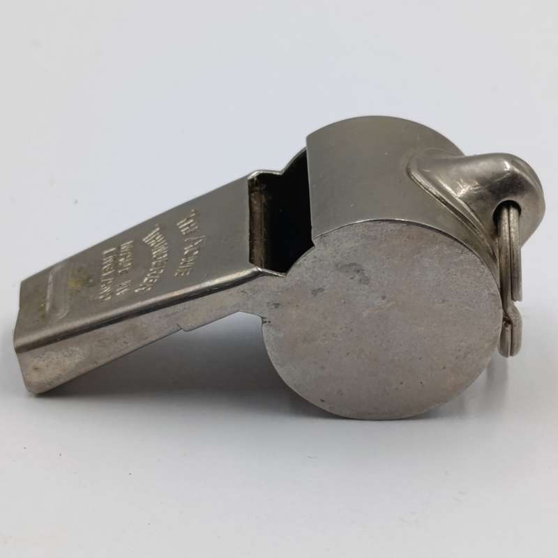 Acme Thunderer 2 different sizes whistles 