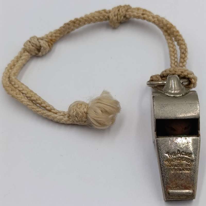 Acme Thunderer 2 different sizes whistles 