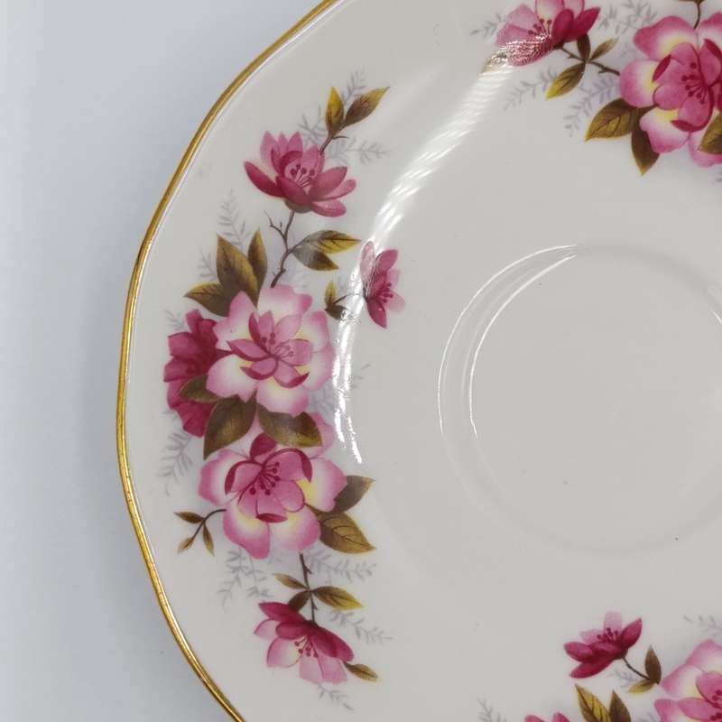 Vintage Queen Anne porcelain duo