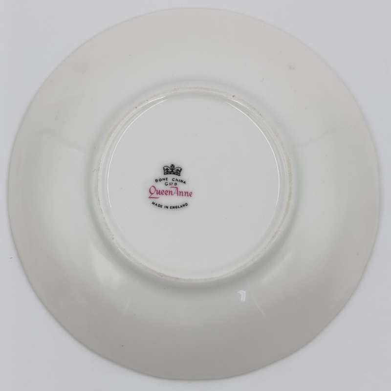 Vintage Queen Anne porcelain duo