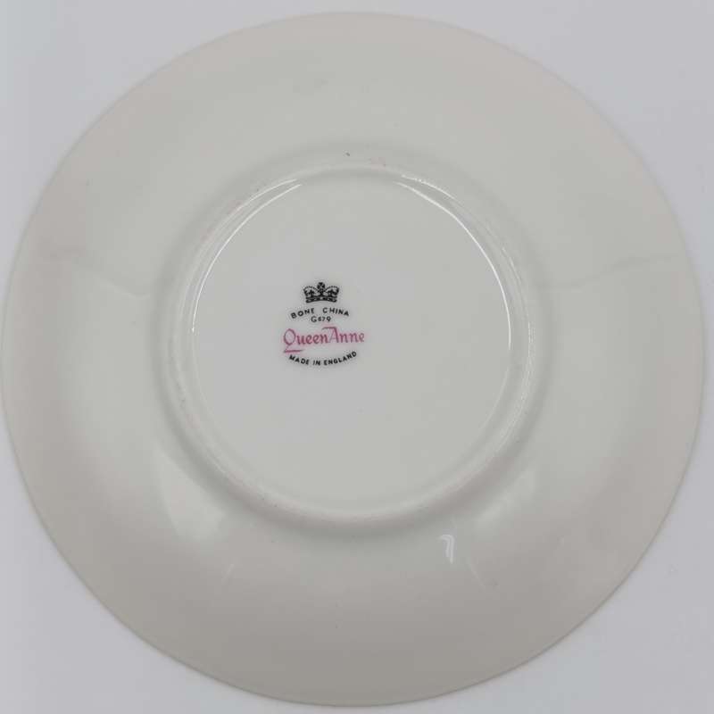 Vintage Queen Anne porcelain duo