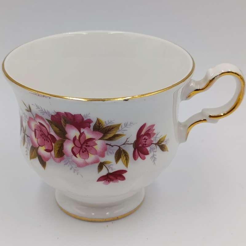 Vintage Queen Anne porcelain duo
