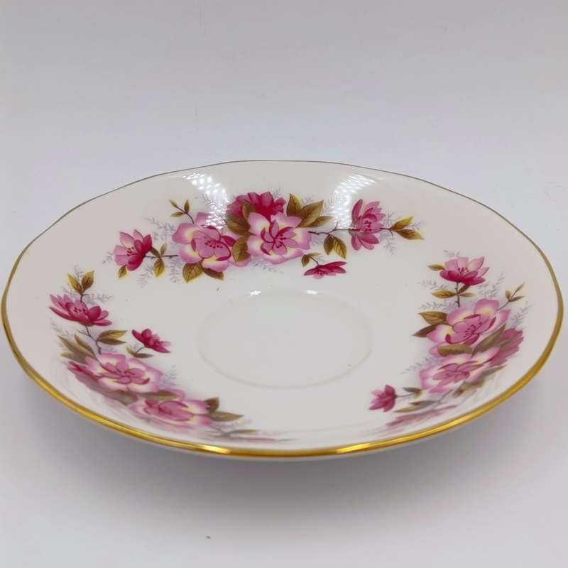 Vintage Queen Anne porcelain duo