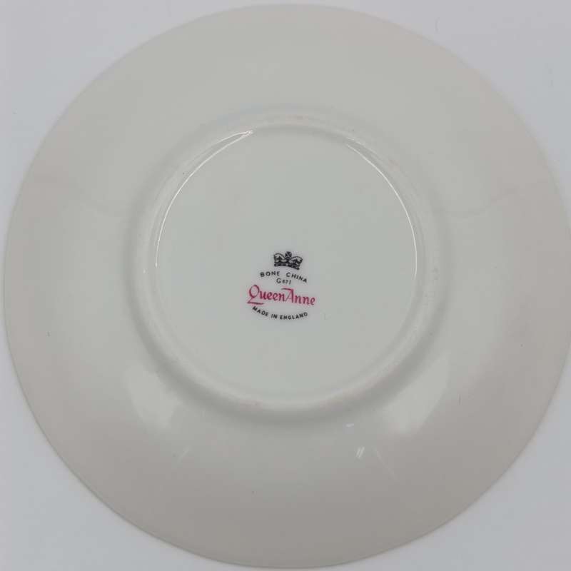 Vintage Queen Anne porcelain duo