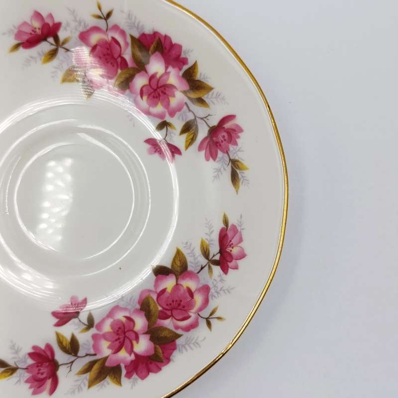 Vintage Queen Anne porcelain duo