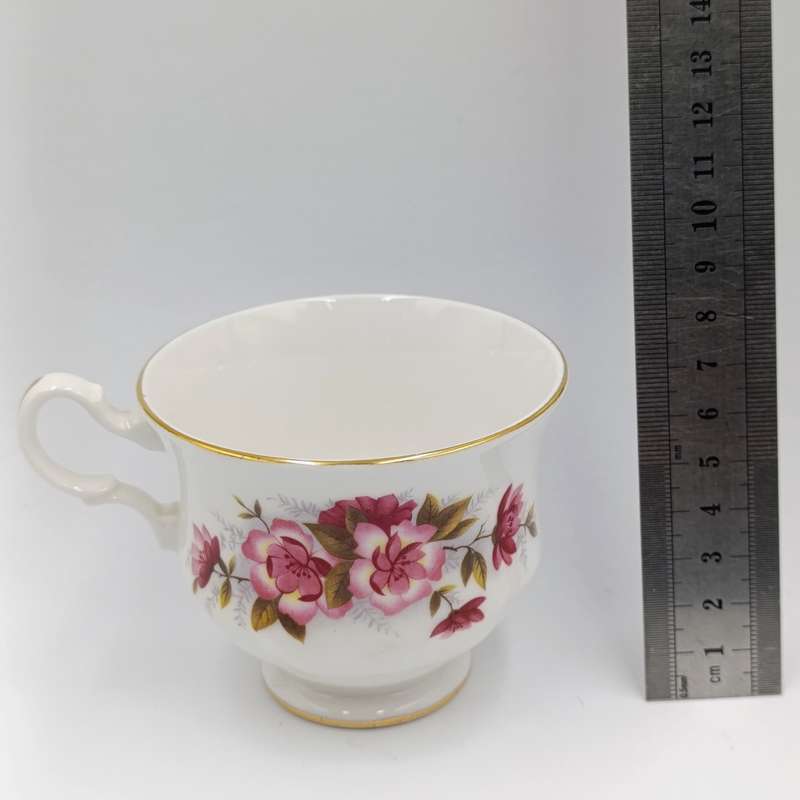 Vintage Queen Anne porcelain duo