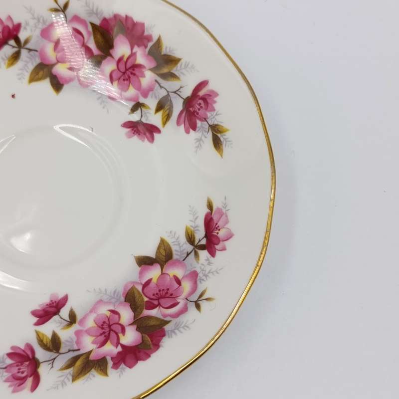 Vintage Queen Anne porcelain duo