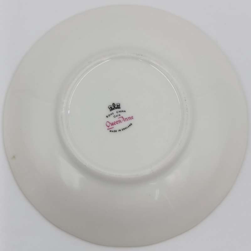 Vintage Queen Anne porcelain duo