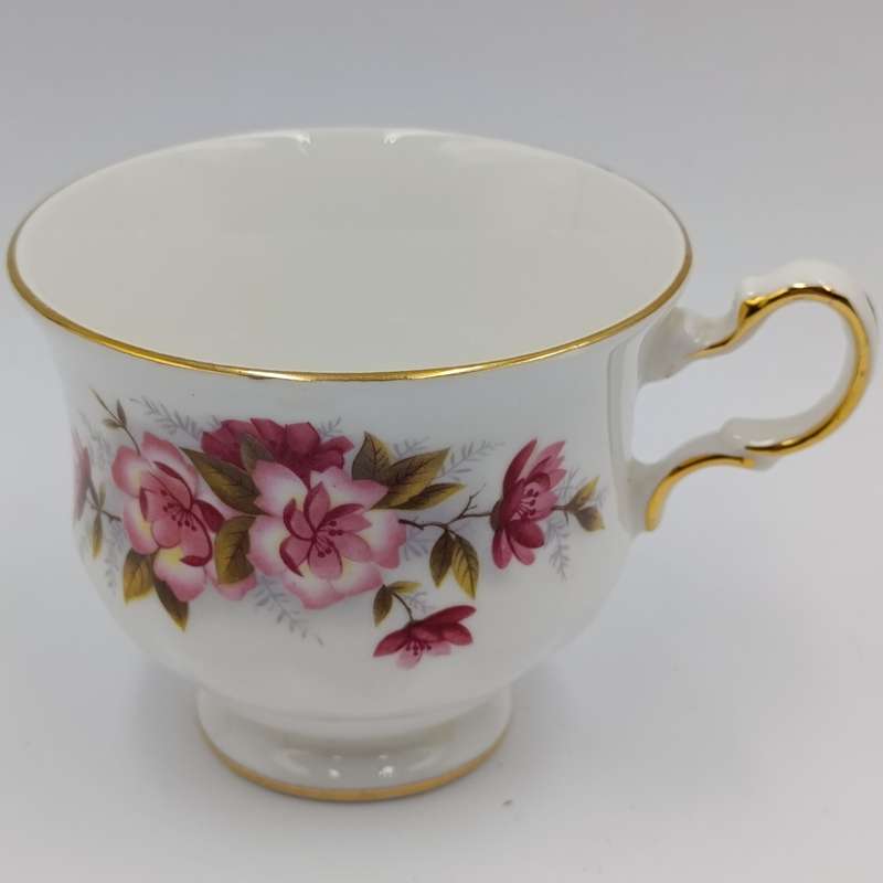 Vintage Queen Anne porcelain duo