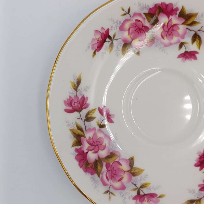 Vintage Queen Anne porcelain duo