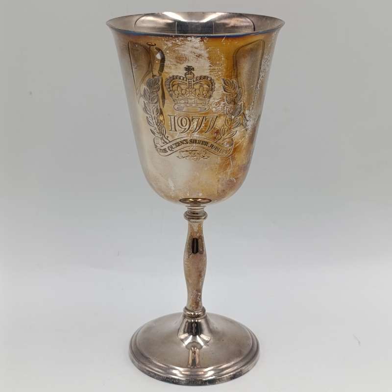 Pair of 1977 The queen's silver jubilee silverplated goblets