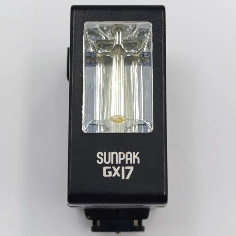 Vintage Sunak GX17 camera flash - working