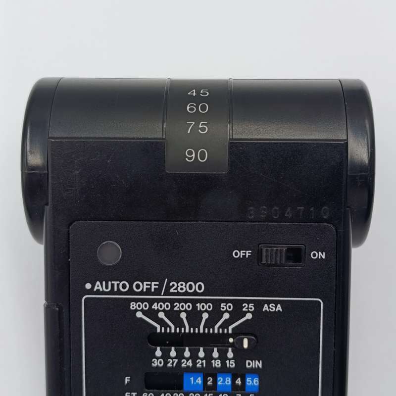 Vintage Vivitar Auto Thyristor 2800 camera flash - working