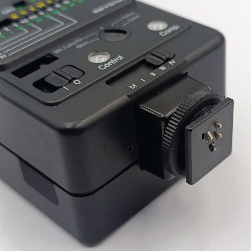 Vintage Regula Variant 736-1 MC camera flash - working