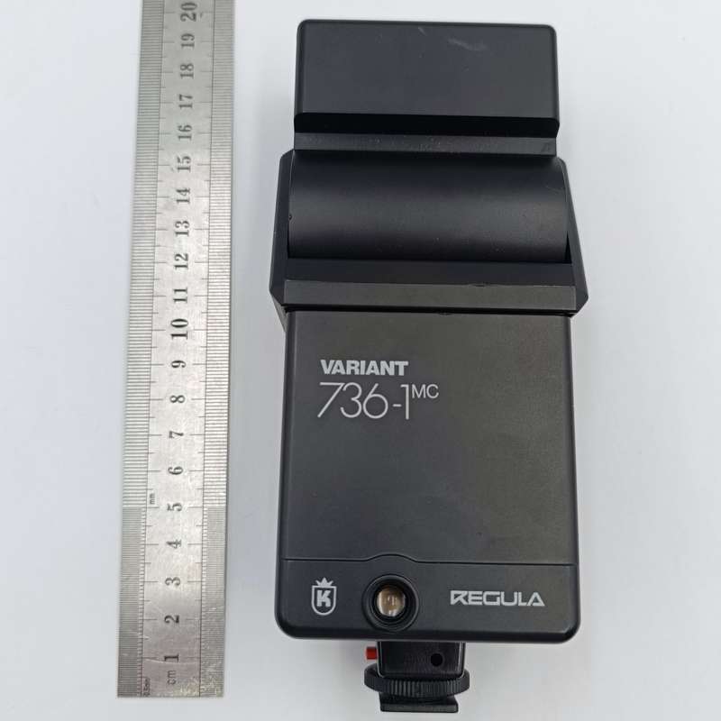 Vintage Regula Variant 736-1 MC camera flash - working