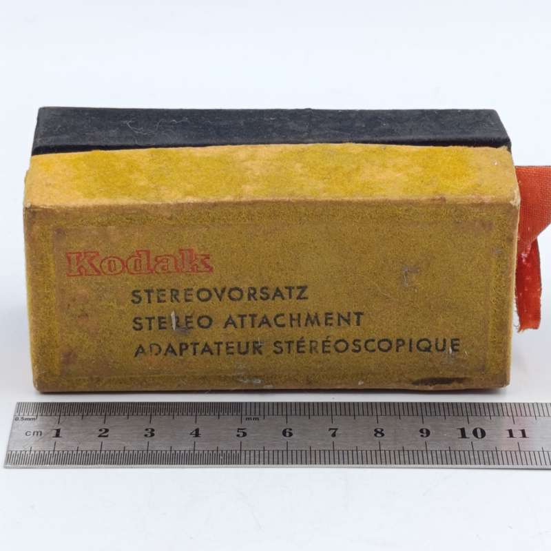 Vintage Kodak Retina stereoscopic lens attachment