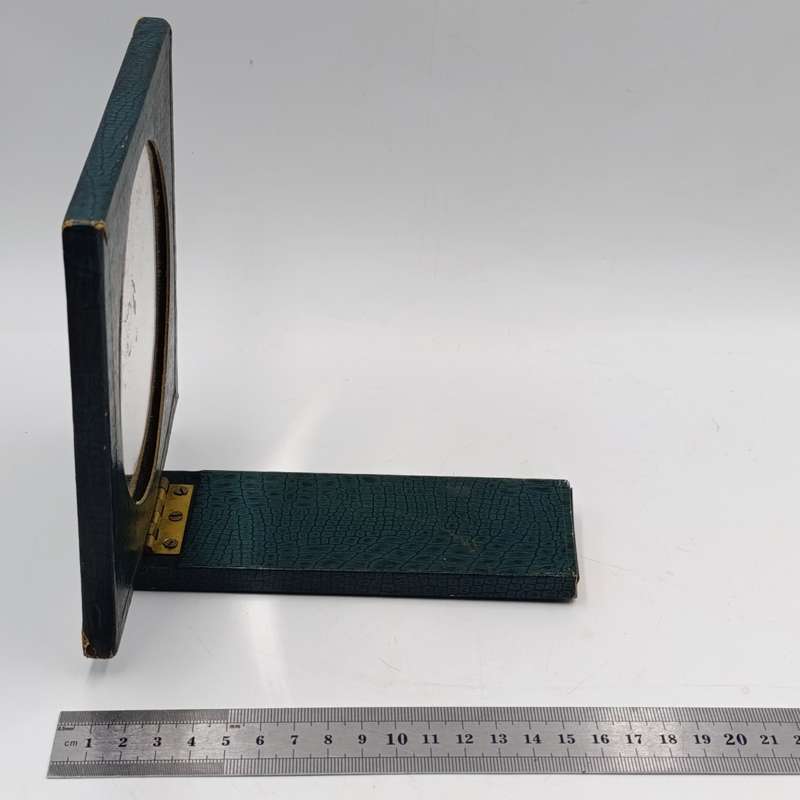 Antique Ensign Snapscope - to view photos with a stereoscopic effect