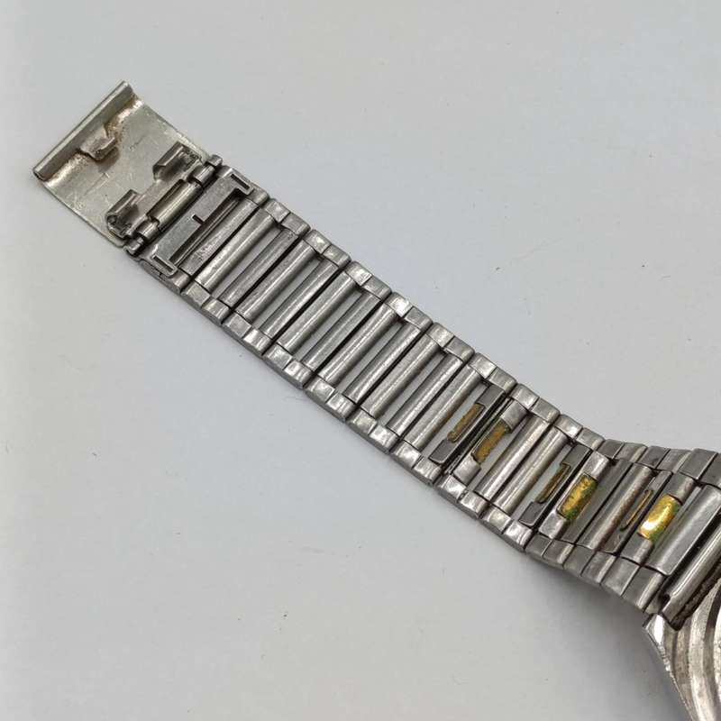 Vintage Timex mens automatic watch with date dial-working