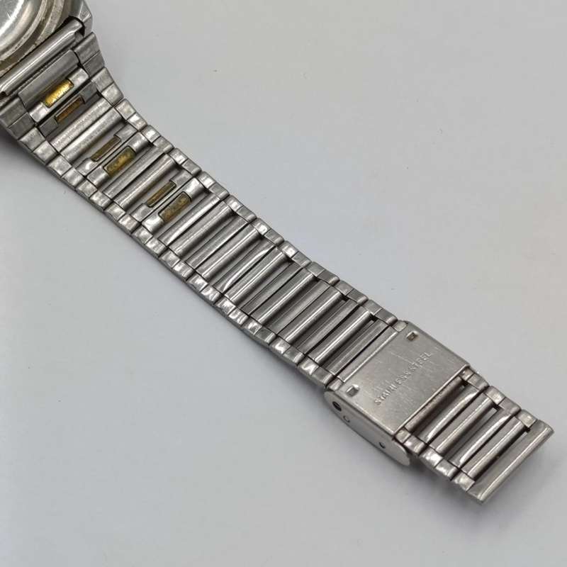 Vintage Timex mens automatic watch with date dial-working