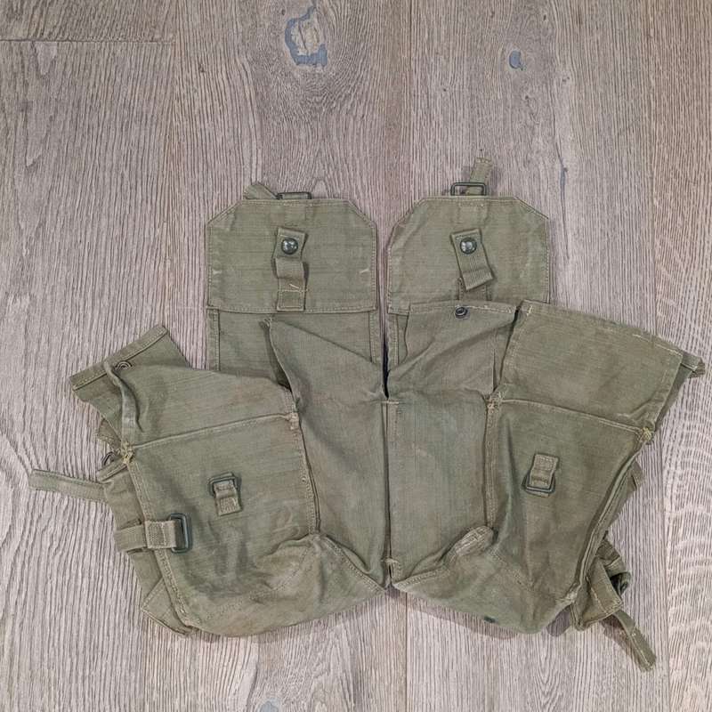 SADF Kidney pouches with attached ammo pouches