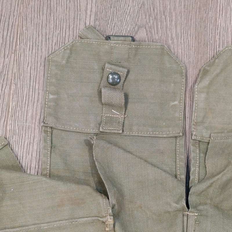 SADF Kidney pouches with attached ammo pouches
