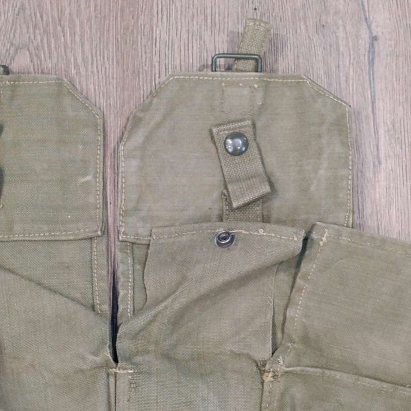 SADF Kidney pouches with attached ammo pouches