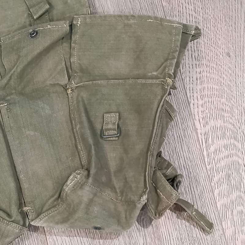 SADF Kidney pouches with attached ammo pouches