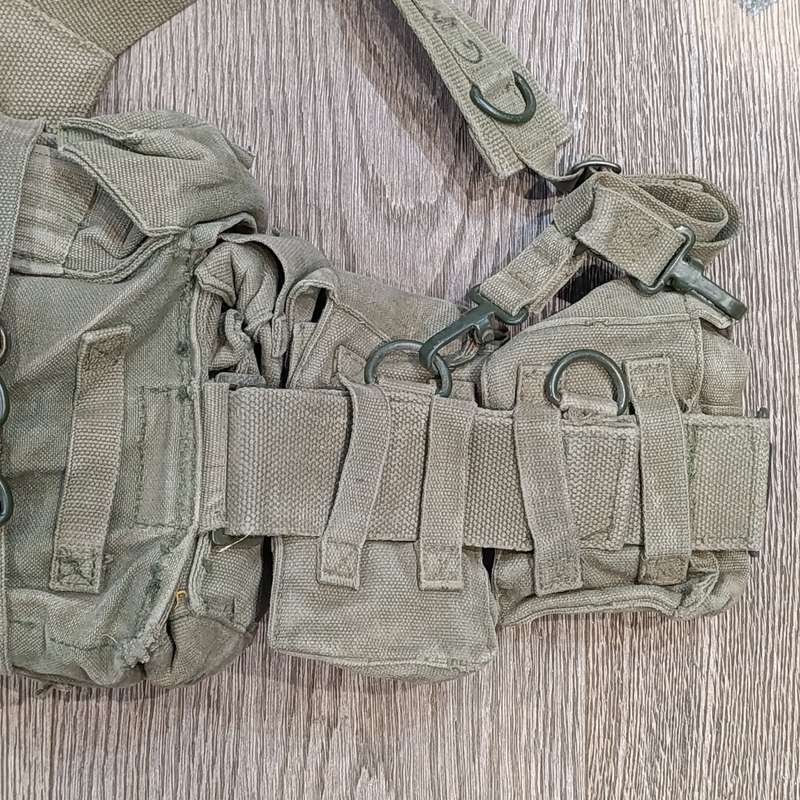SADF Skeleton webbing with yoke, kidney pouches and water bottle pouch