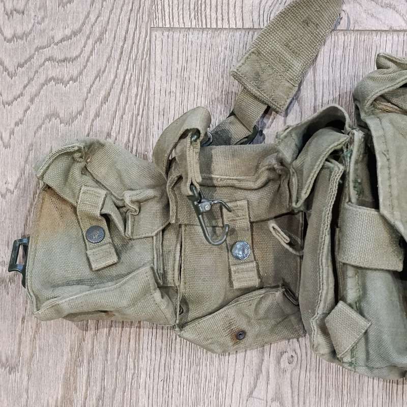 SADF Skeleton webbing with yoke, kidney pouches and water bottle pouch