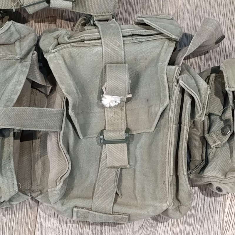 SADF Kidney, ammo and R1 ammo pouches on webbing belt