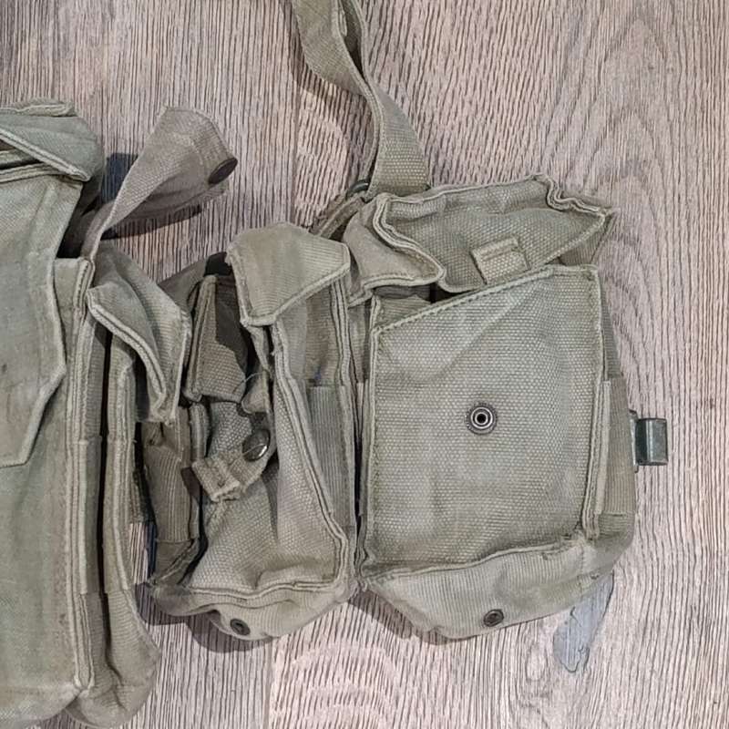 SADF Kidney, ammo and R1 ammo pouches on webbing belt