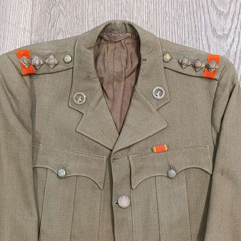WW2 SA Army tunic with captain rank