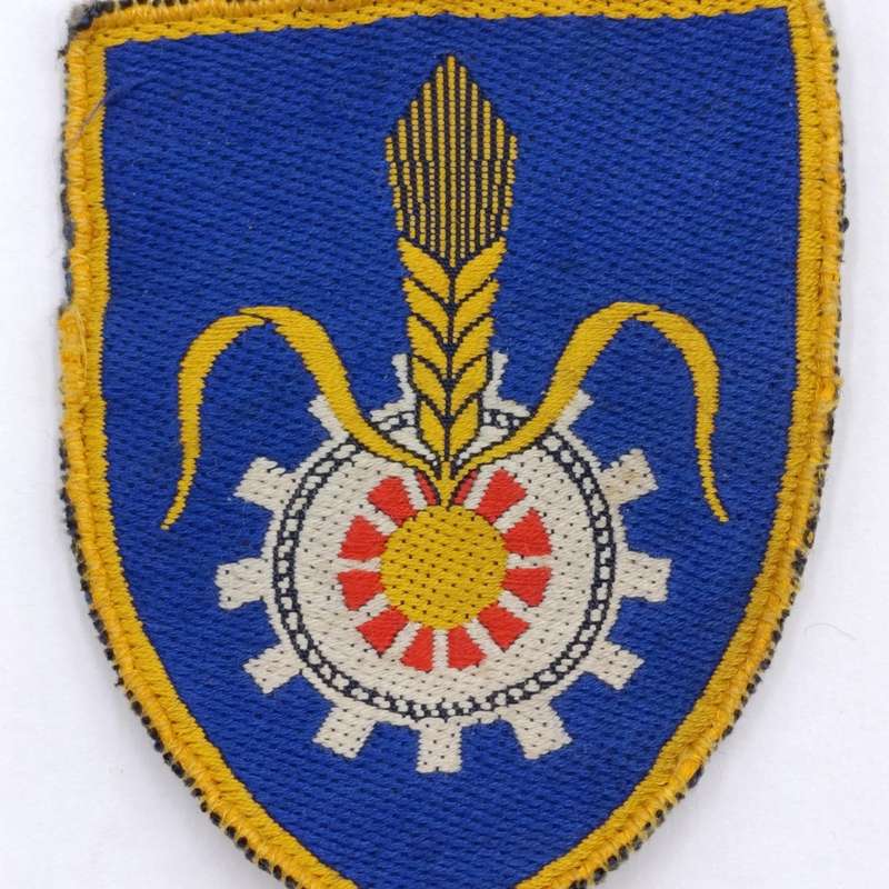 Pair of SADF Quartermaster General cloth shoulder flashes