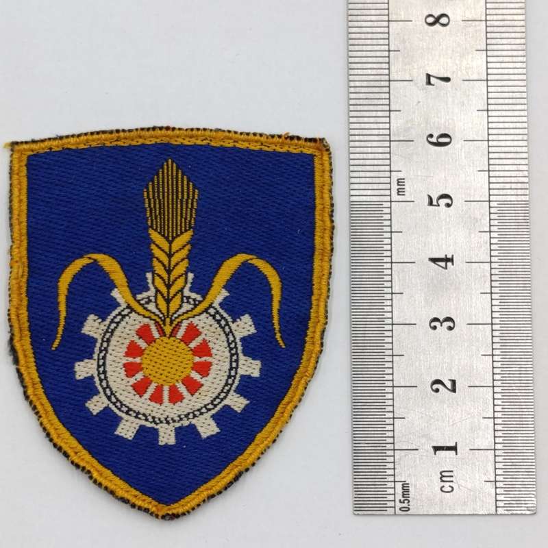 Pair of SADF Quartermaster General cloth shoulder flashes