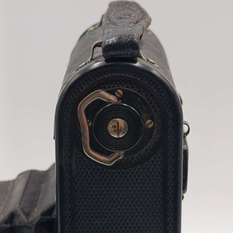 Antique Kodak No.A - 116 folding camera with leather pouch