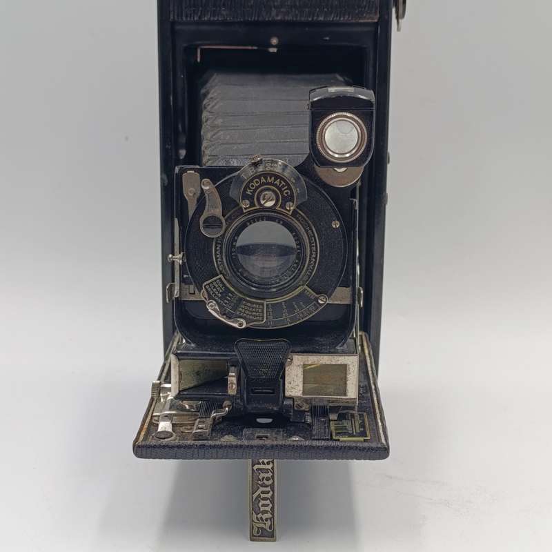 Antique Kodak No.A - 116 folding camera with leather pouch